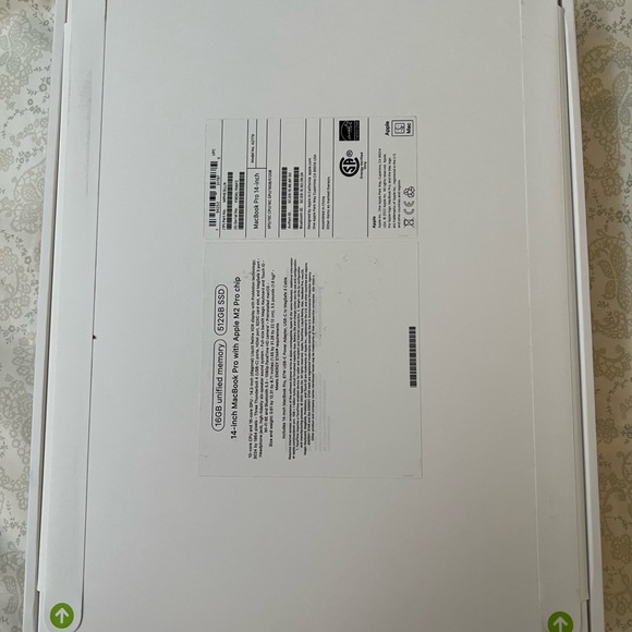 2023 SEALED BOX APPLE MACBOOK PRO 14 M2 - Picture 3 of 8